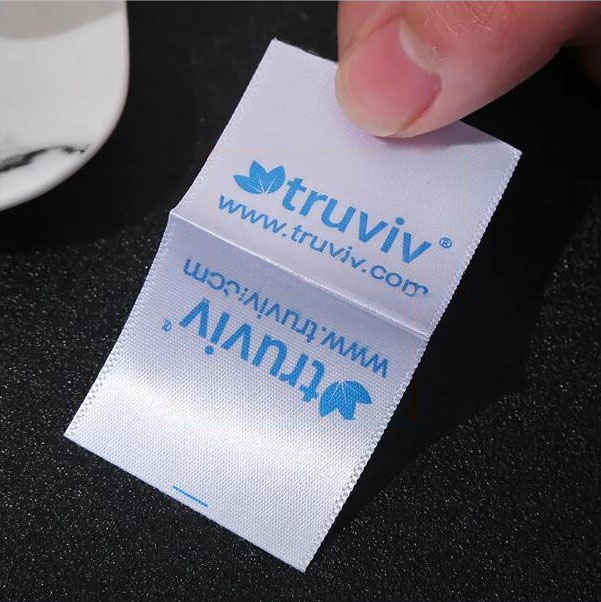 Kenapa label Wash Care pada setiap pakaian?